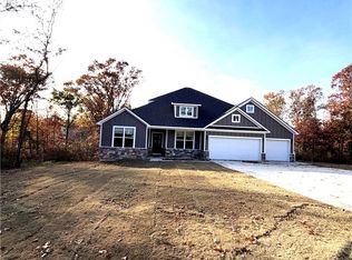 8 Killin Ln, Bella Vista, AR 72715