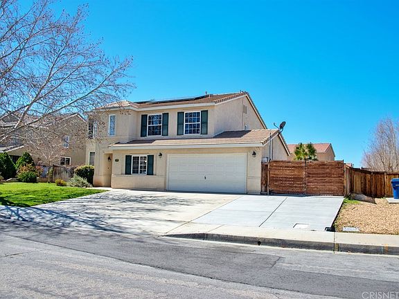 3rd image of 40117 Villa Moura Dr