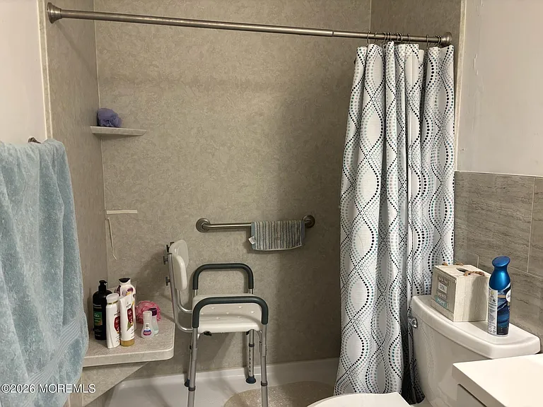 20 Easton Dr #A — Photo 7