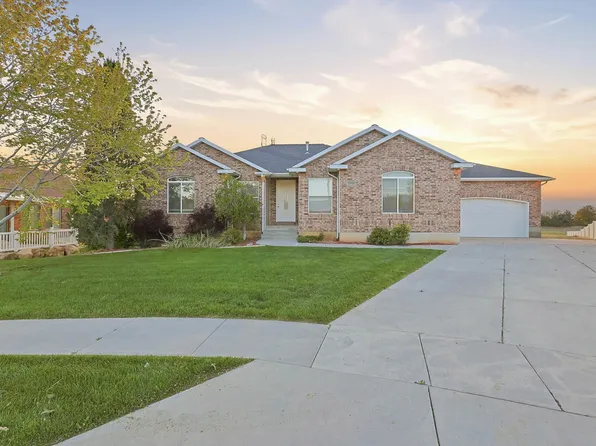 1333 N 1590 W, Clinton, UT 84015