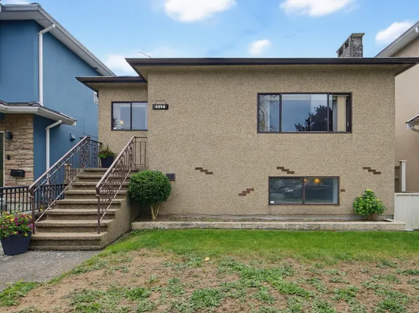 2546 Napier St, Vancouver, BC V5K 2W5