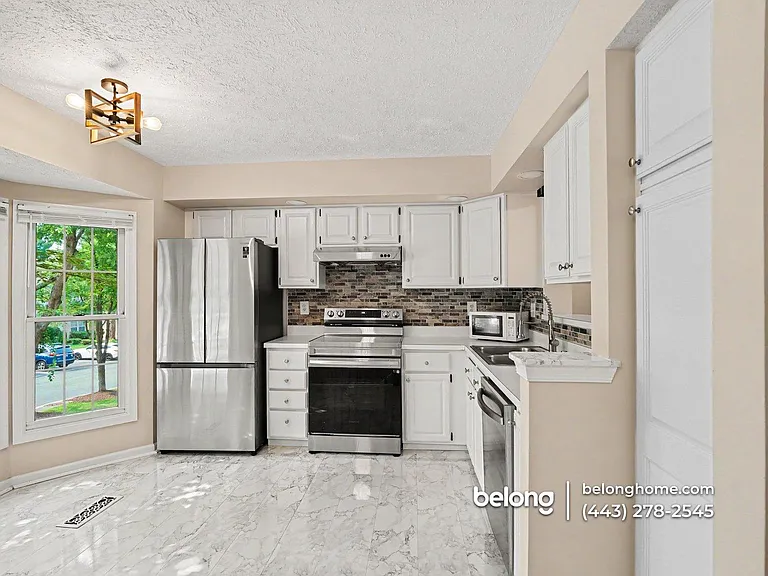 1227 Travis View Ct — Photo 9