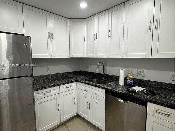 5th image of 3475 N Country Club Dr APT 315