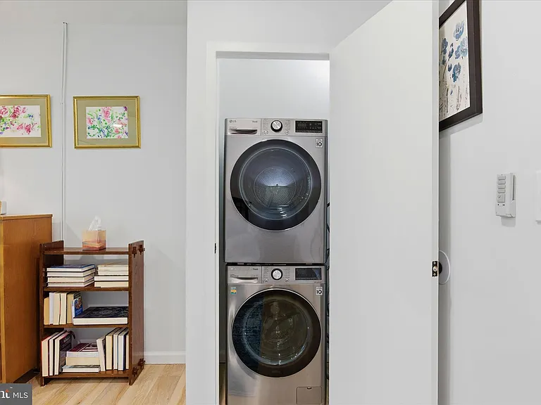 3454 Martha Custis Dr — Photo 24