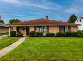 111 Schneider Dr, Fairborn, OH