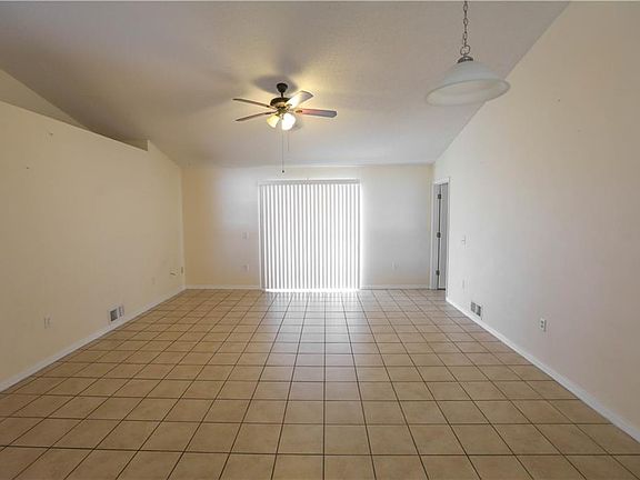 4th image of 100 San Benito Way