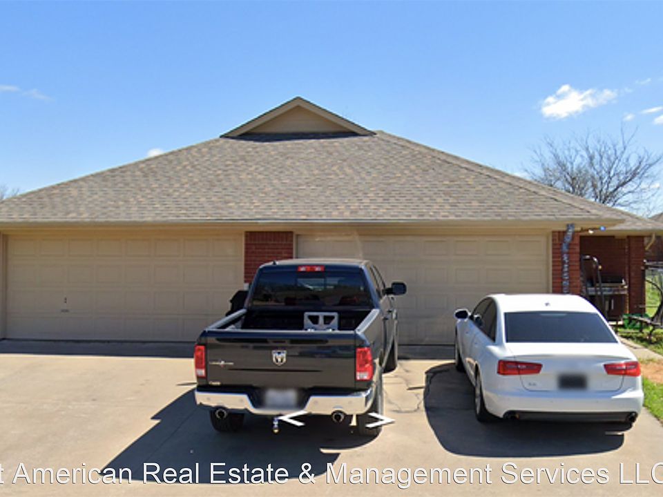 1st image of 113 Honey Bee Dr #113