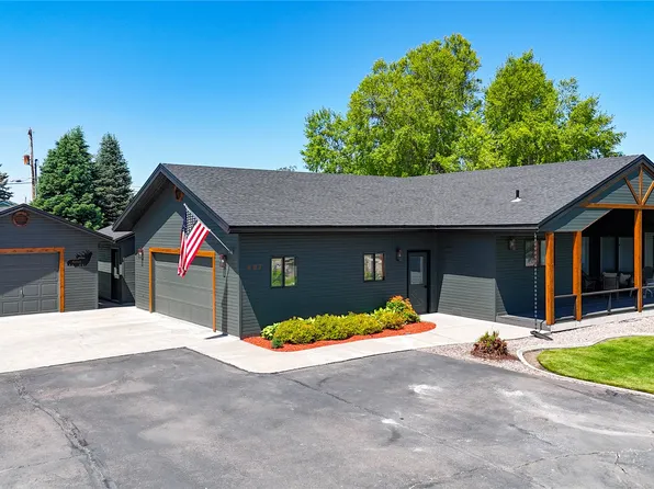 407 Bayview Dr, Polson, MT 59860