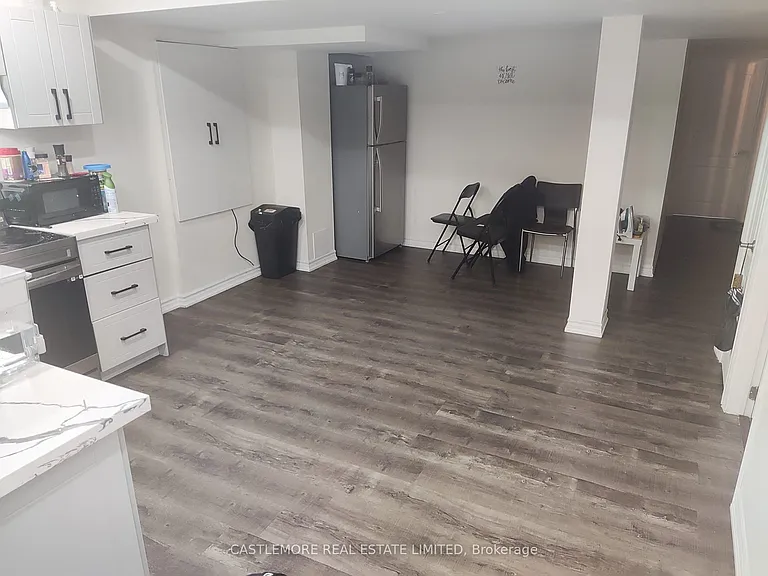 11 Bannister Cres — Photo 7