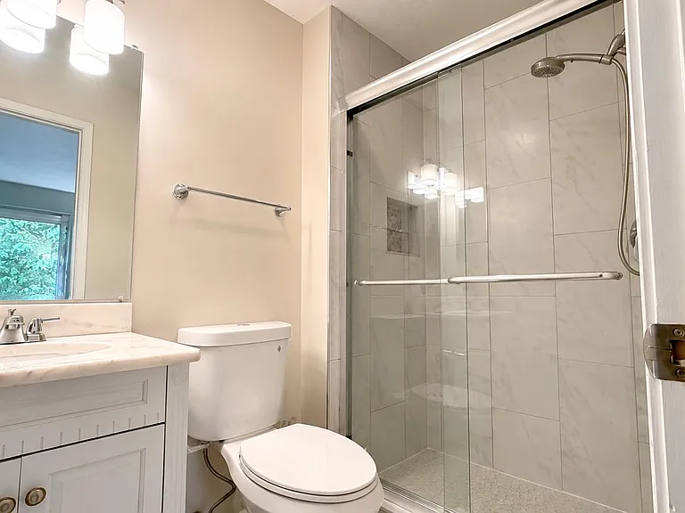 2473 Glengyle Dr #180 — Photo 13