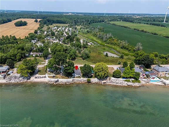 3rd image of 2110 Lakeshore Rd