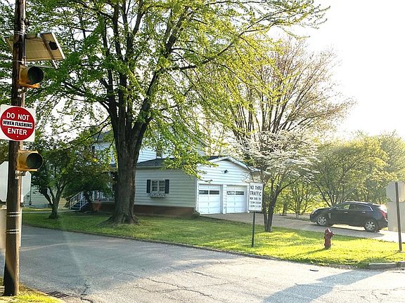 3rd image of 664 Maple Avenue