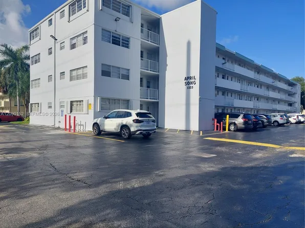 1333 E Hallandale Beach Blvd APT 115, Hallandale, FL 33009