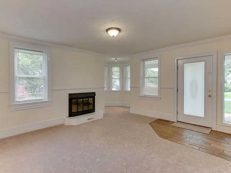 1302 Dare Rd — Photo 11