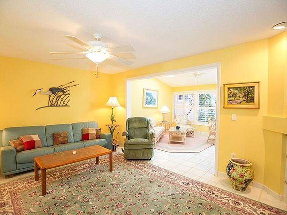 4th image of 1523 Coral Oak Ln