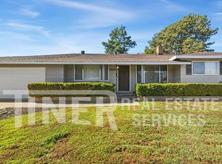 7400 Mooncrest Way, Sacramento, CA 95831