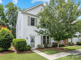 6913 Rothchild Dr, Charlotte, NC 28270