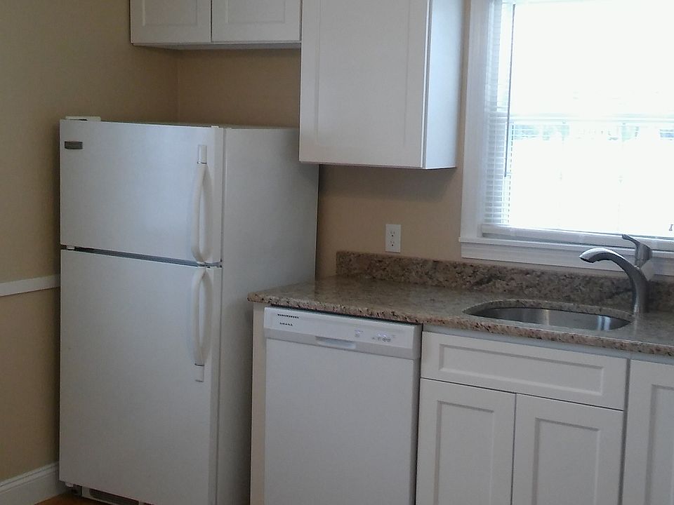 2nd image of 75 Belvidere Ave