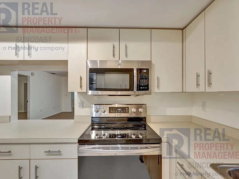 3777 Bonaventure Ct — Photo 10