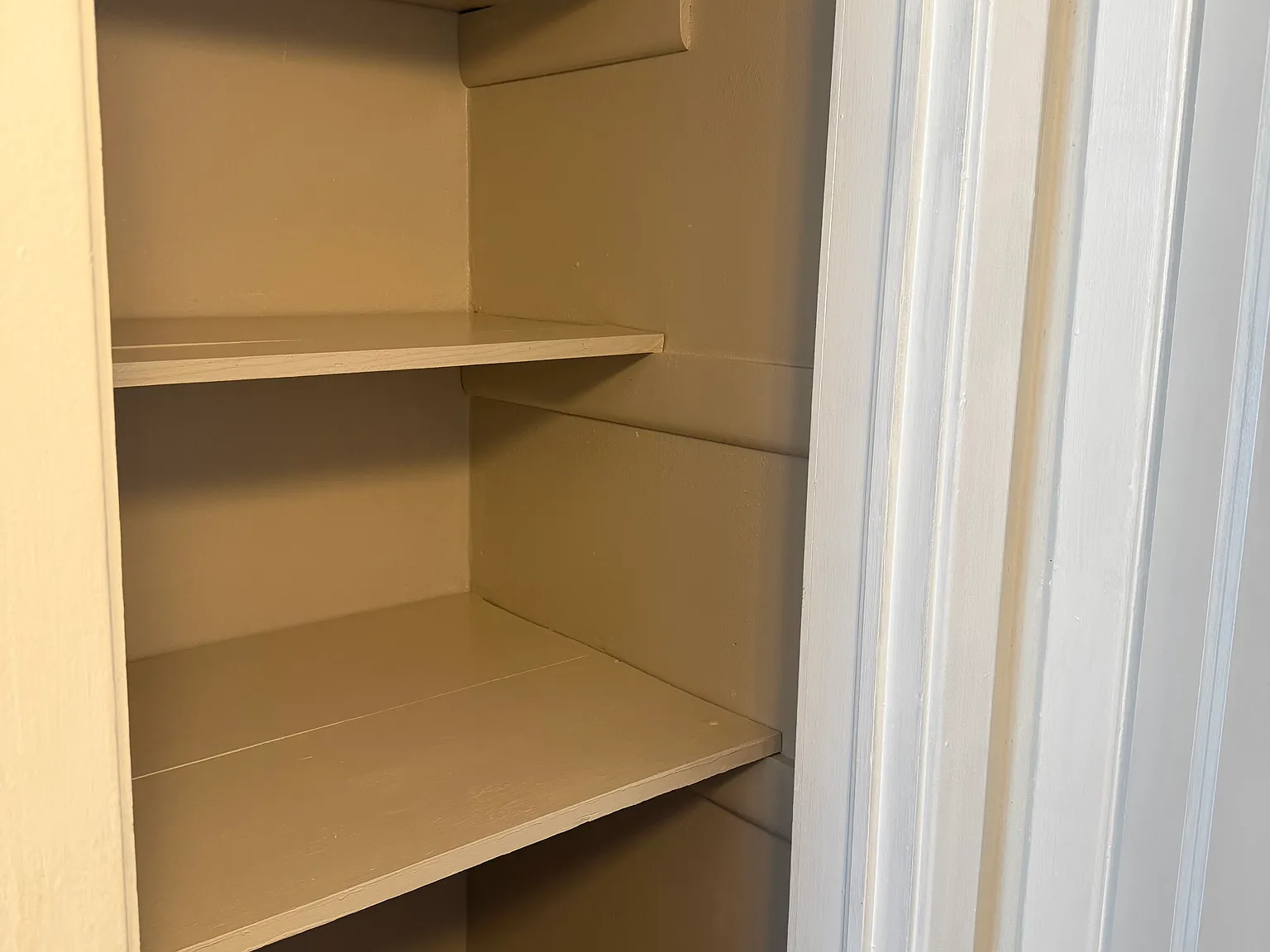 2 bed, 750 sqft, $1,350 — Photo 3