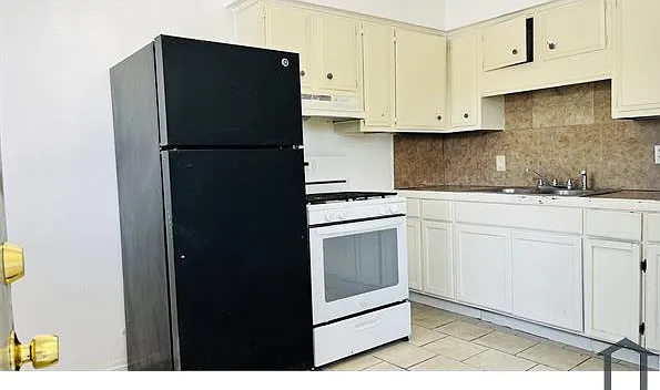 8200 Copper Ave NE #A — Photo 6