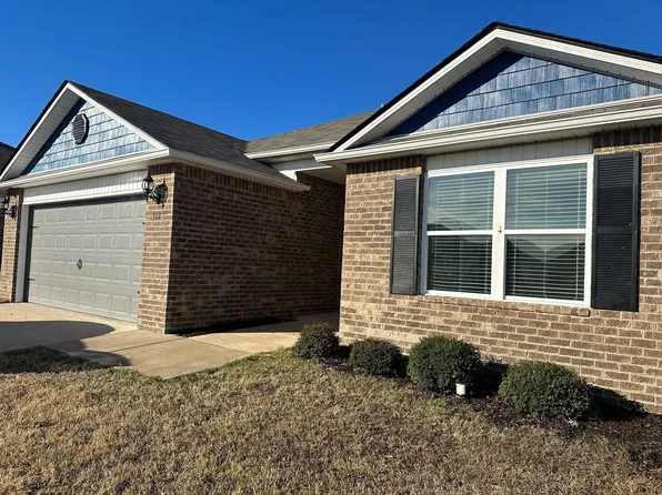 312 Center Field Dr, Tuscaloosa, AL 35405