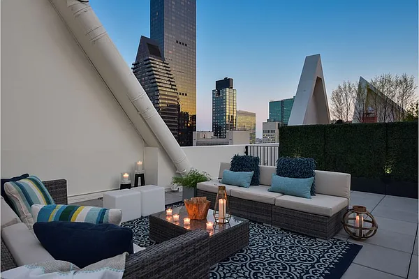 Sold by Stribling | media 40