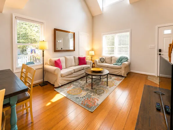 311 Atlantic Ave #Id1533635p, Hampton, VA 23664