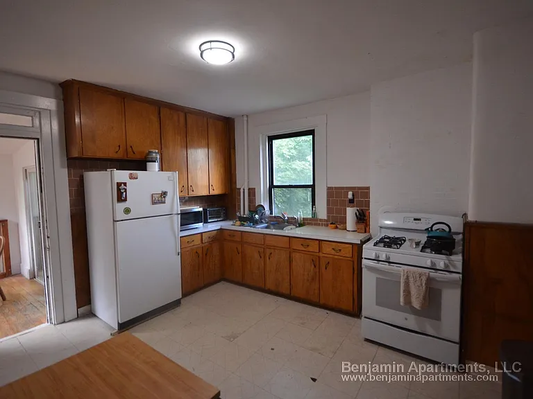 40 Cedar St #3 — Photo 7