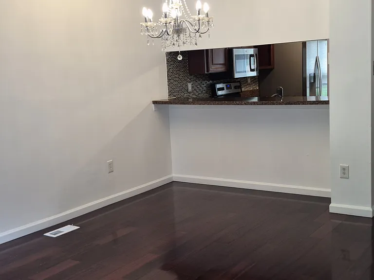 8827 Willowwood Way — Photo 5