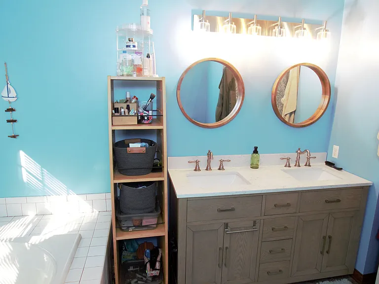98 Thorndale Cir — Photo 23