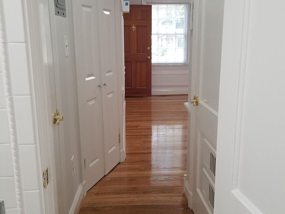 1st image of 819 S Alfred St #1