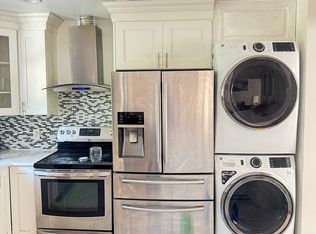 46 Crown St UNIT 1, Deer Park, NY 11729