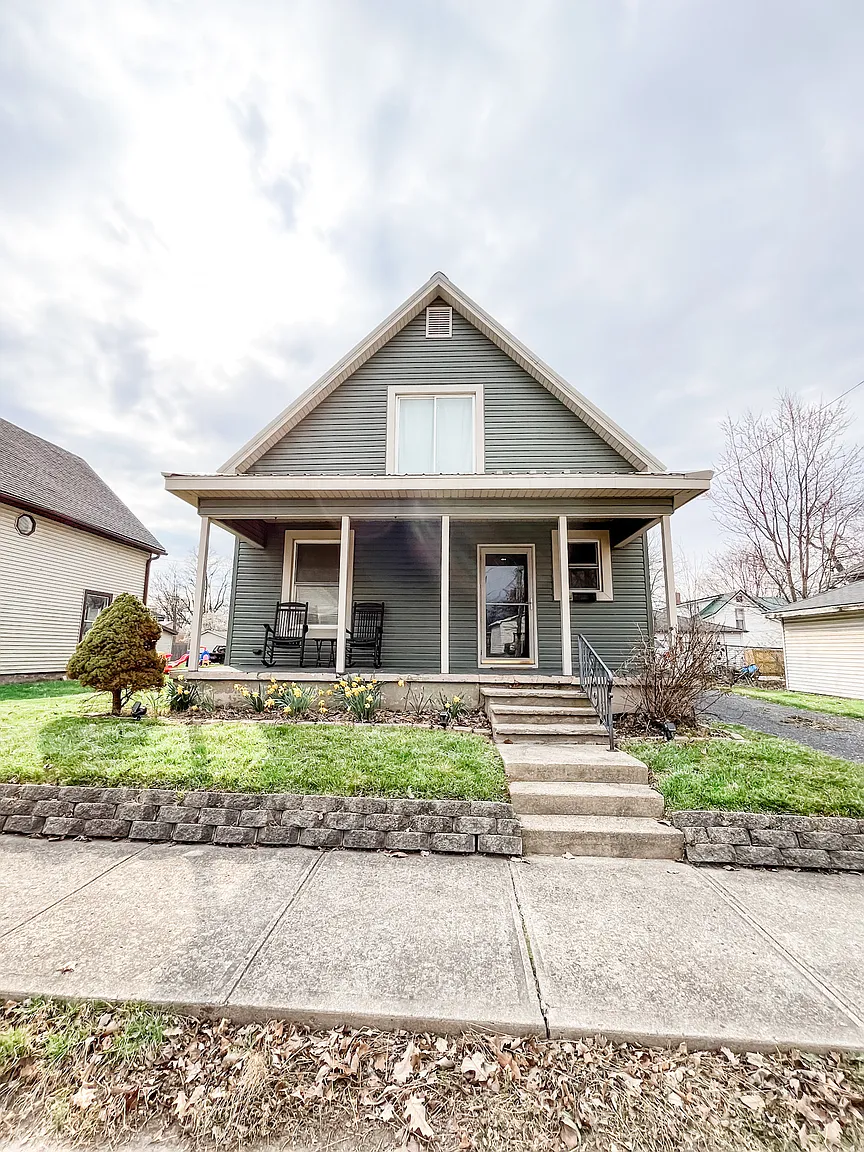 407 Sheridan Ave photo 1