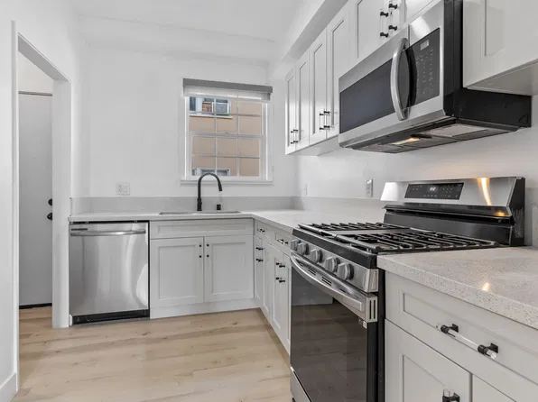 Newly Renovated Spanish Villa Apartment Homes in Santa Ana, 1524 N Sycamore St Unit 1, Santa Ana, CA 92701