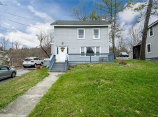 68 New Paltz Rd, Highland, NY 12528