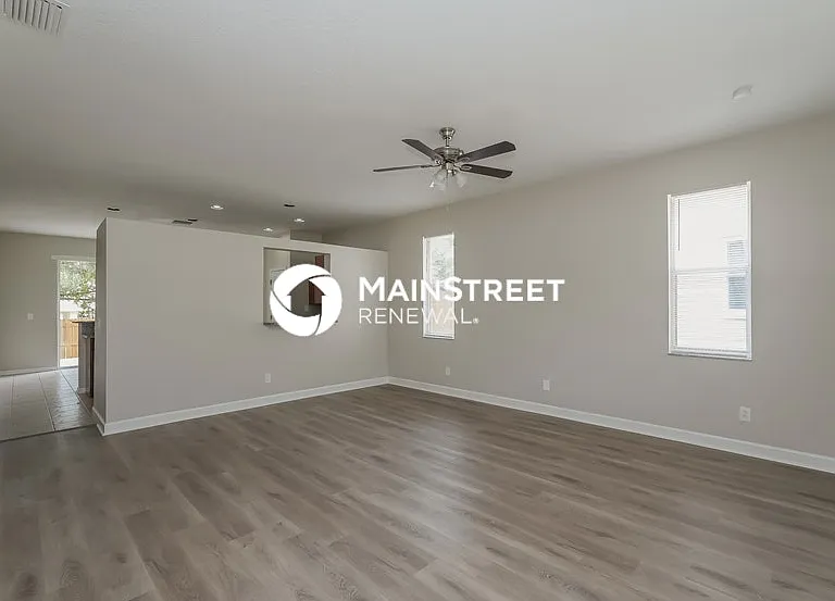 610 Wave Crest Cir — Photo 4