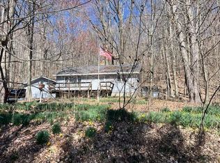 23798 Beers Rd, Mesick, MI 49668