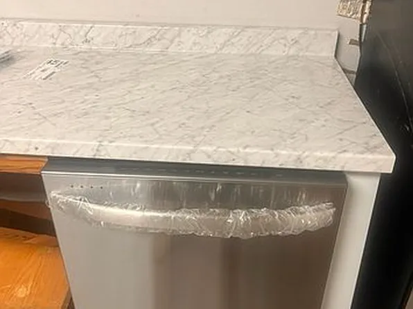 10939 S Church St, Clayton, MI 49235