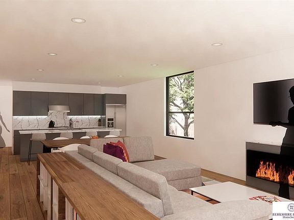 3rd image of 4628 Capitol Ave