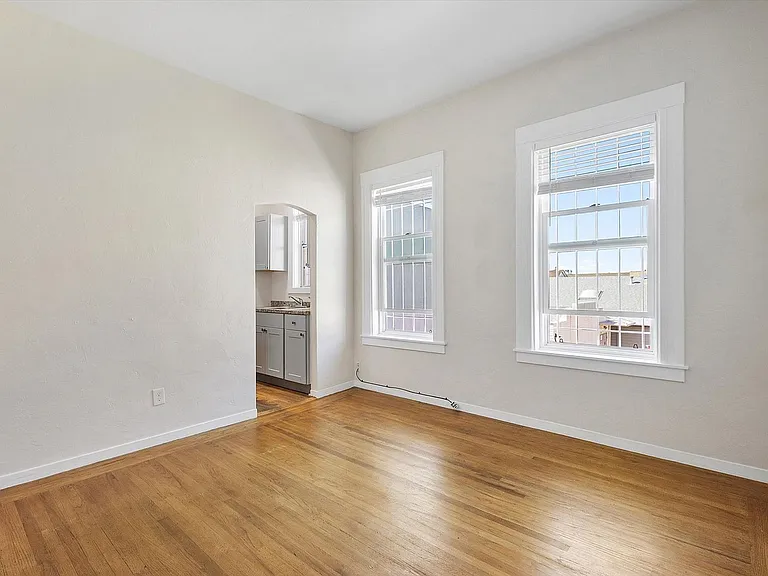 2318 Santa Clara Ave #E — Photo 1