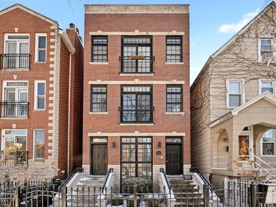 3933 N Greenview Ave #2, Chicago, IL, 60613