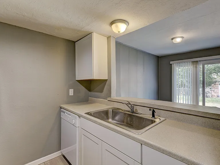 3802 Penny Dr #3802 — Photo 6