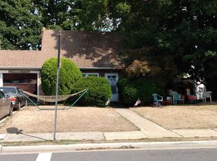2117 Washington Ave, Seaford, NY 11783