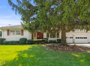 640 North Ave, Batavia, IL 60510