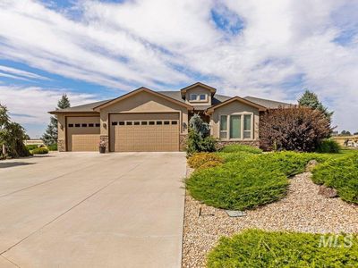 64 N Seabiscuit Ave, Nampa, ID, 83687