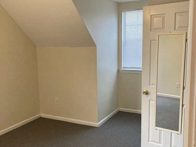 3061 Queensgate Way — Photo 11