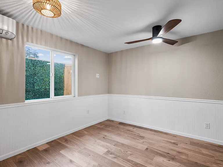 1736 Kearney Ave #B — Photo 13