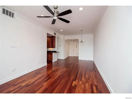 Sold by Space Marketing Shop | media 31