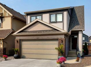 34 W Copperpond St SE, Calgary, AB T2Z 1J2